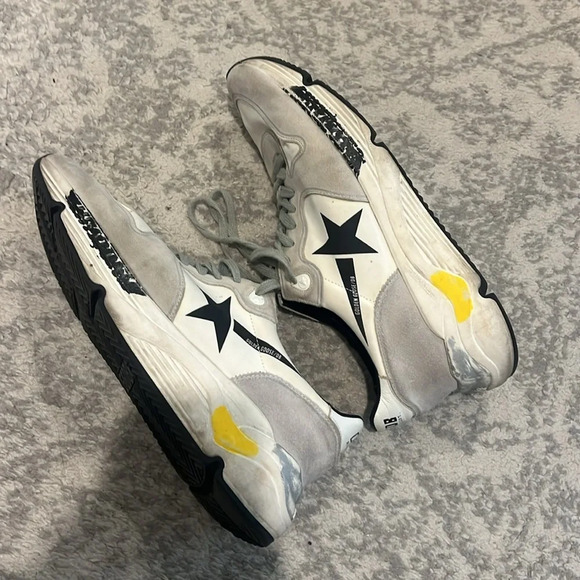 Men’s Golden Goose - Excellent Used Condition Size 44 (US MENS SIZE 11) - Picture 2 of 4